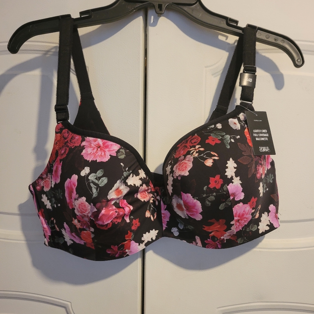 Torrid lightly lined full coverage balconette bra